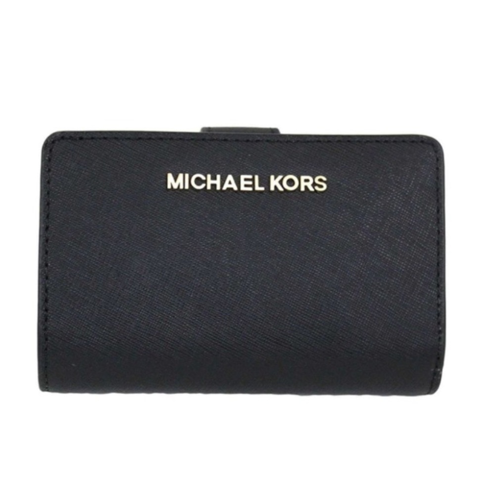 NWOT Michael Kors Jet Set Travel wallet